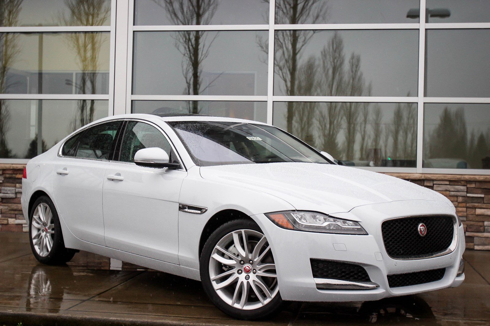 New 2018 Jaguar XF 35t Portfolio Ltd Edition 4dr Car in Lynnwood #59825